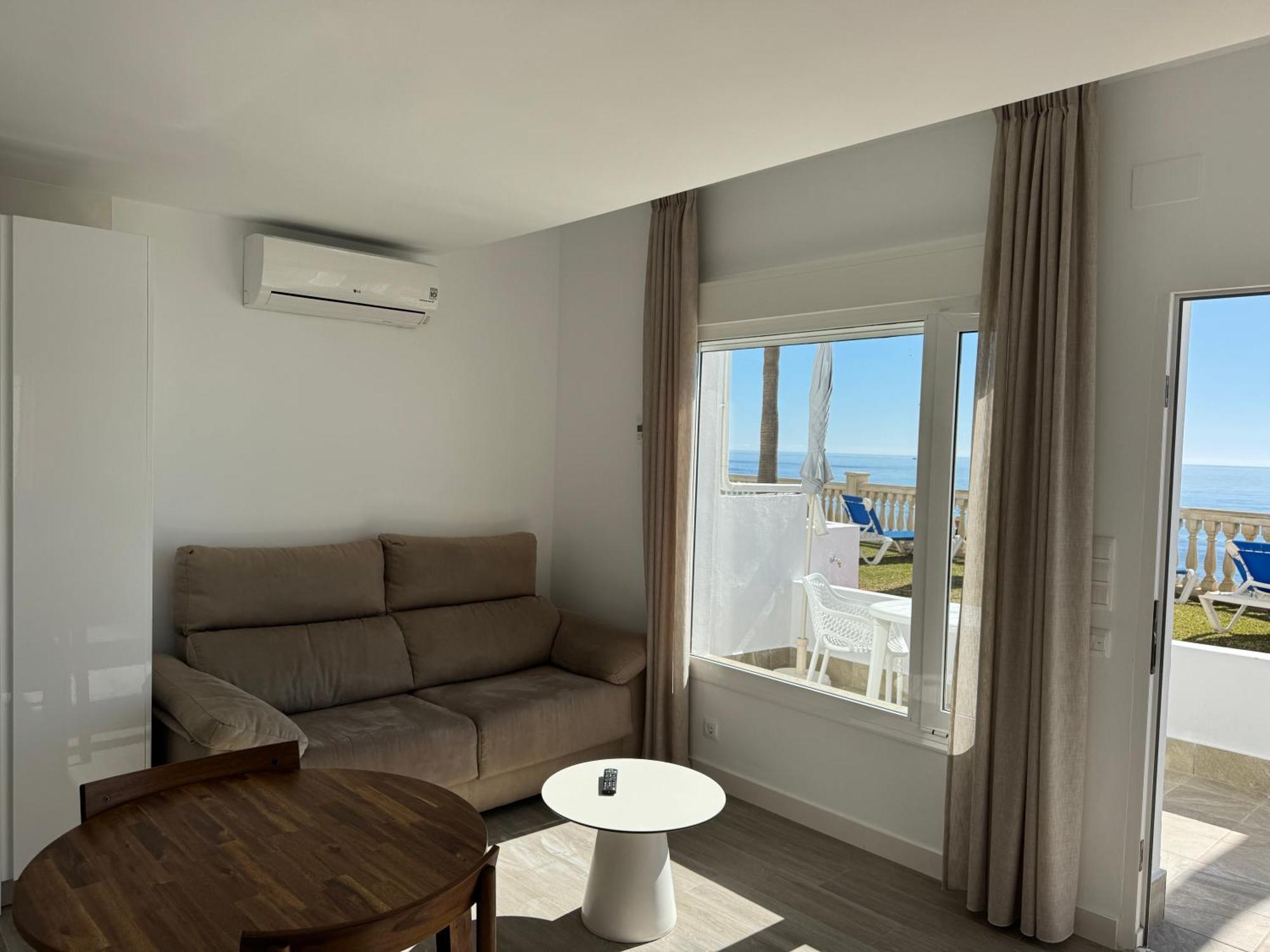 Apartamentos Perla Marina Nerja Ngoại thất bức ảnh