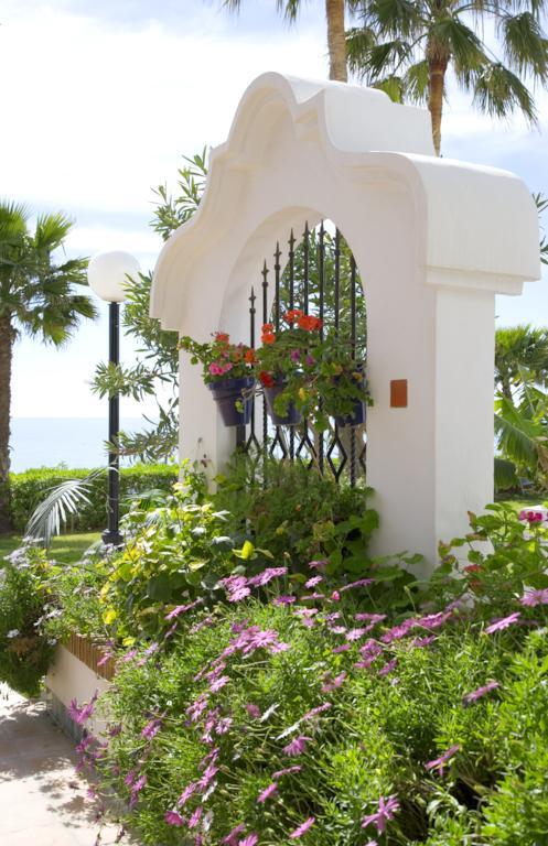 Apartamentos Perla Marina Nerja Ngoại thất bức ảnh